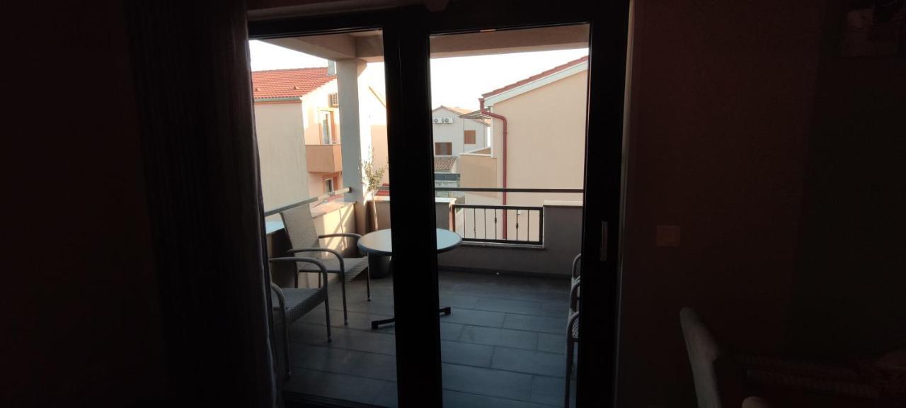 Spacious Modern Apartment Biograd Na Moru Exteriör bild